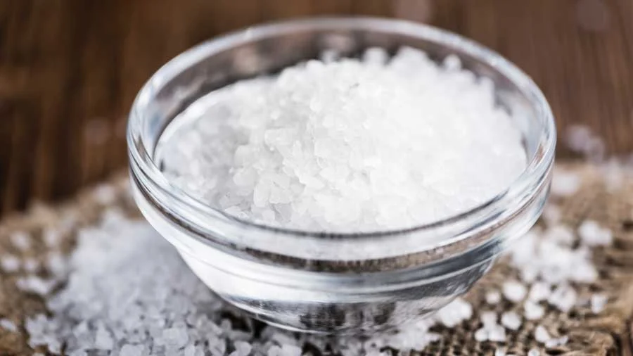 نگاه سنتی و مدرن به نمک